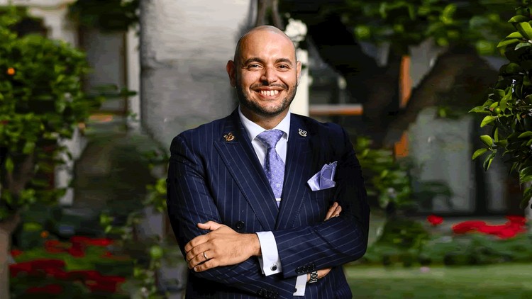 The Complete Luxury Hospitality MasterClass | RoyalBosS